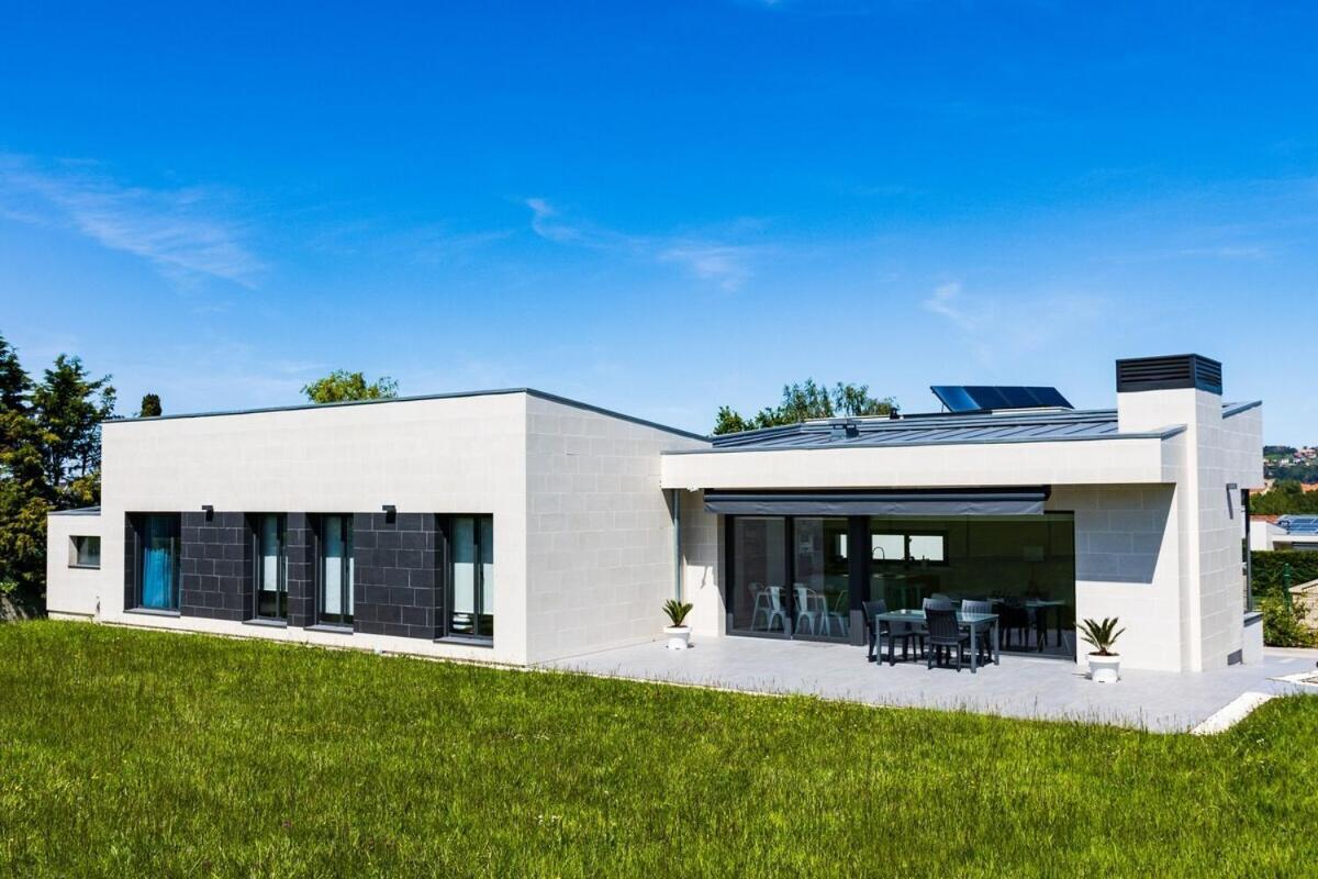 Chalet Myhousespain - Moderna Cerca Del Centro De *
